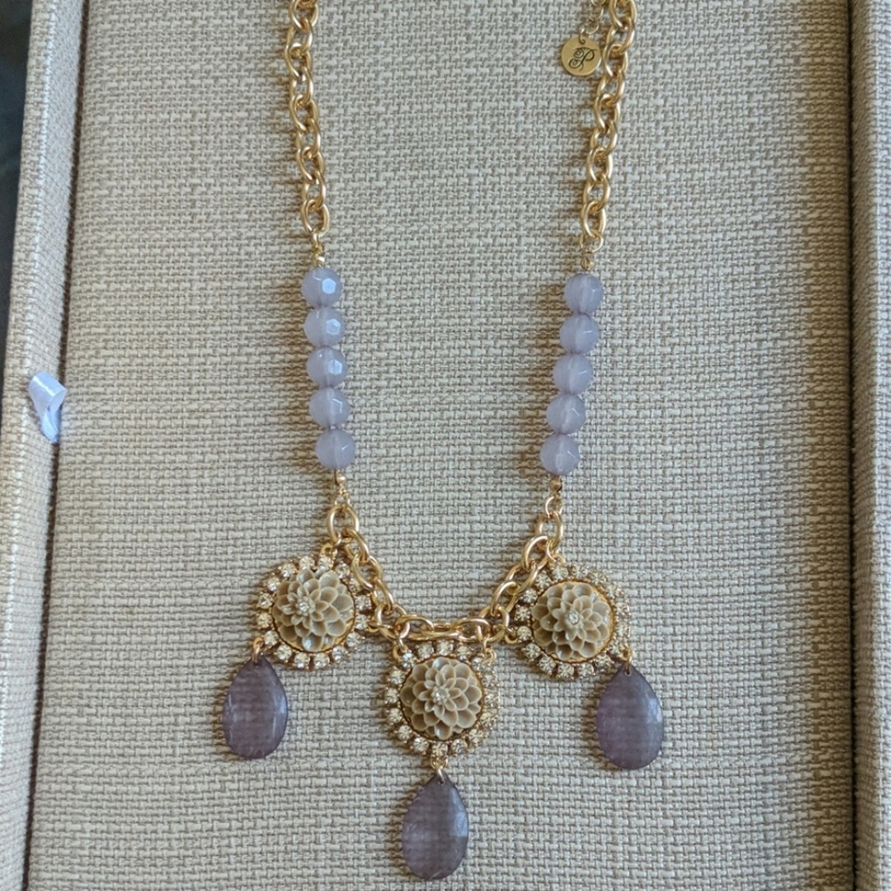 Necklace - Picture 2 of 3